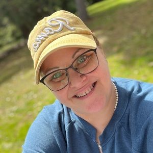 Meet your Posher, Cherie